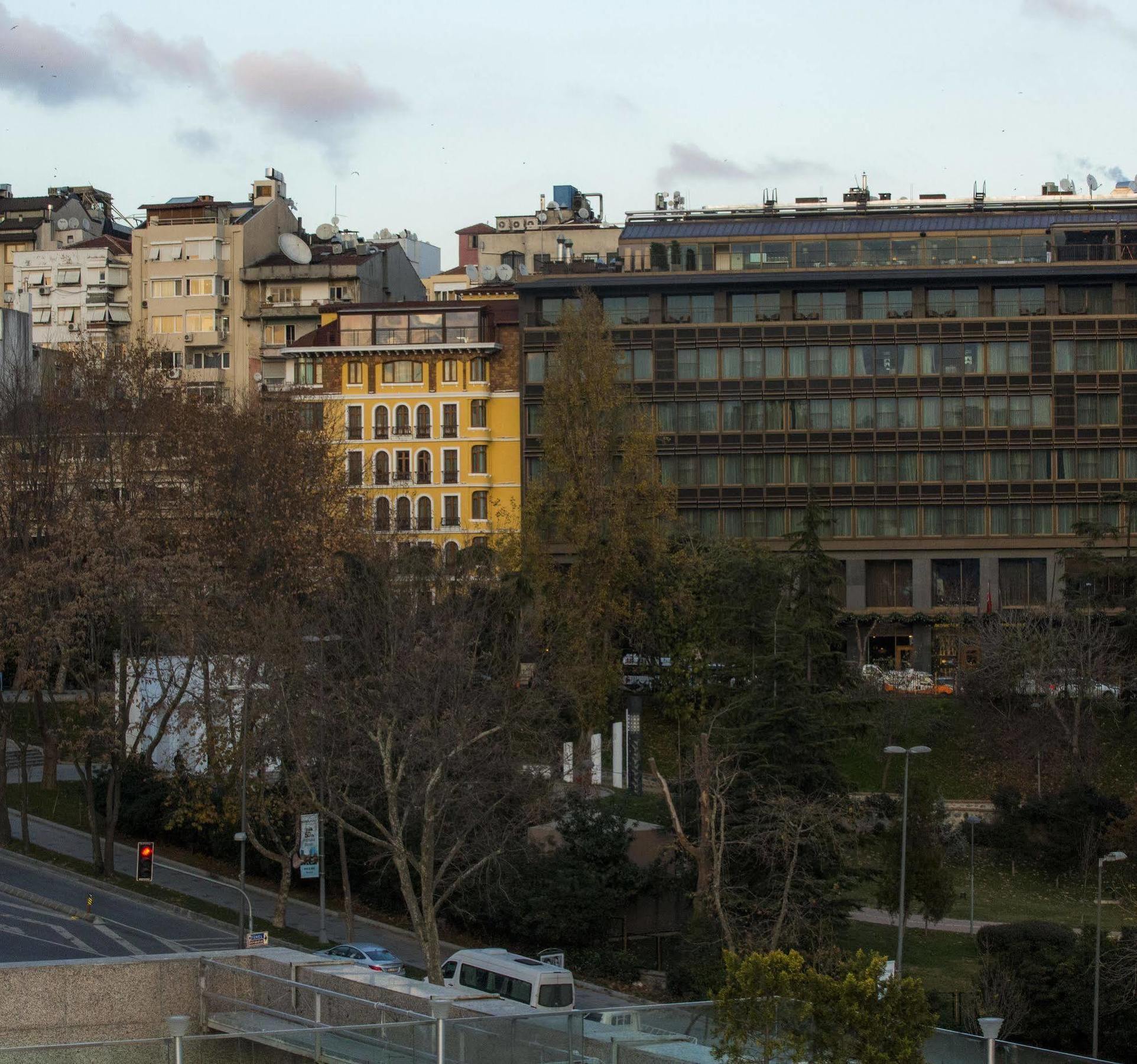 Mega Residence & Hotel Nisantasi Istanbul Bagian luar foto