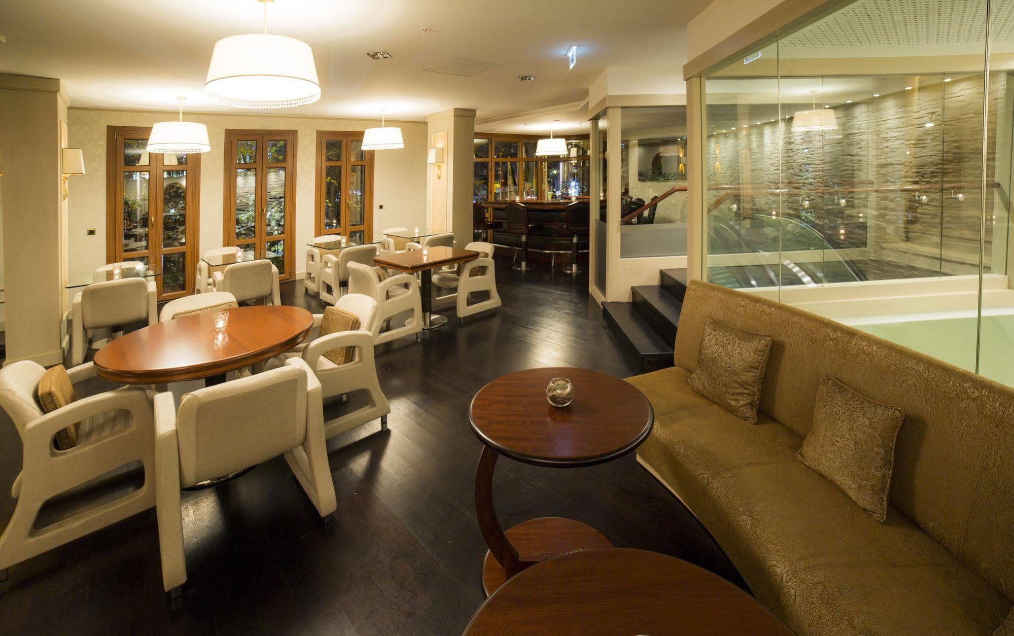 Mega Residence & Hotel Nisantasi Istanbul Bagian luar foto